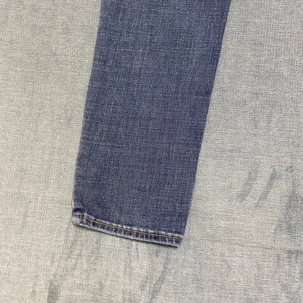 Levi's 711 Jeans Mens 31 Blue Denim Medium Wash Distressed Mid Rise Straight Leg